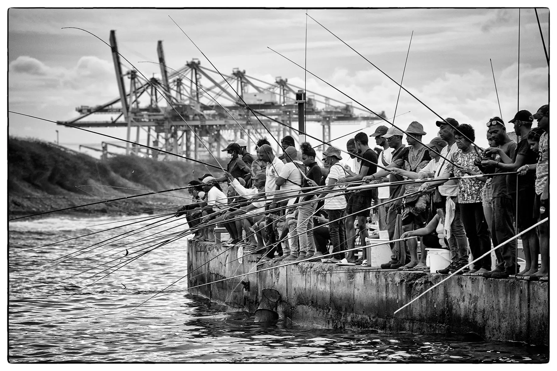 La photo. "Petit port - La Possession"
