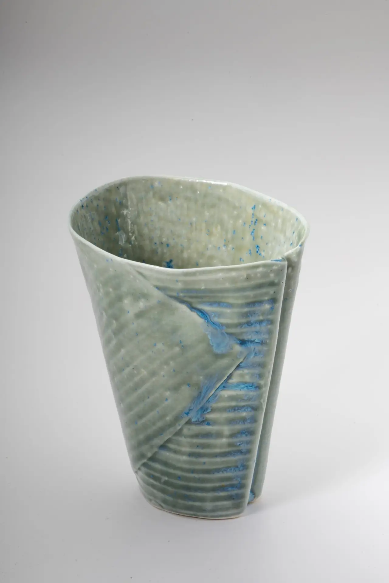 La porcelaine. Grand mug "Fey Fig" – Image 4