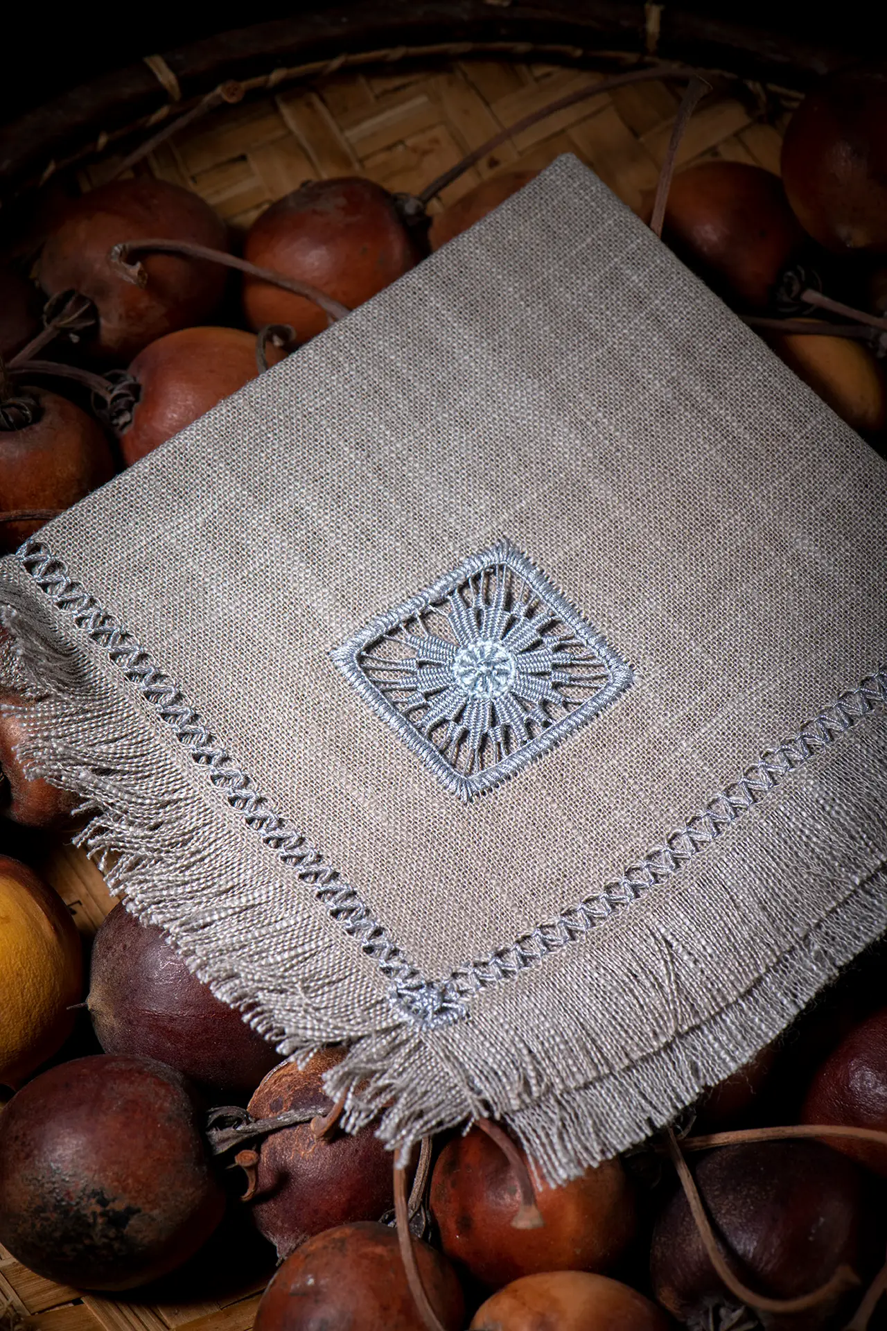 La broderie de Cilaos. La petite serviette